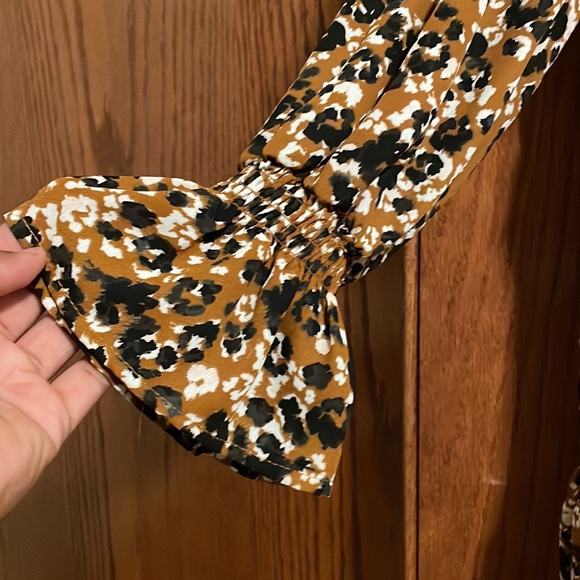 3 SHEIN dresses. XL. Excellent condition. Perfect for fall. 🍃 - Picture 3 of 10